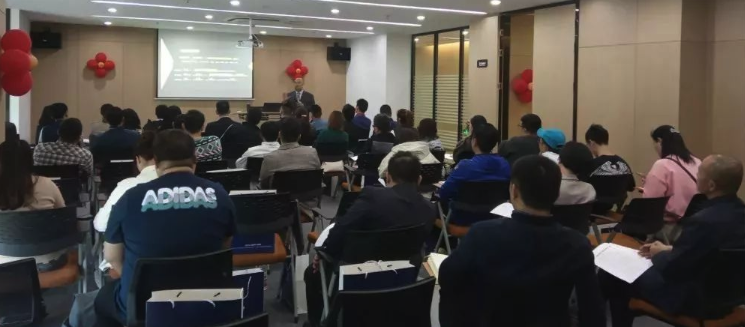 柏明顿阿米巴策略培训会现场