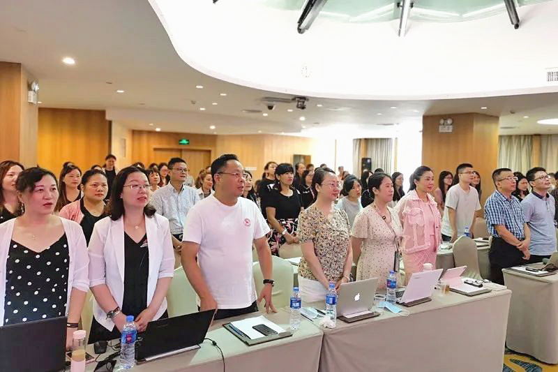 深圳晶晶国际教育柏明顿阿米巴伙才计划启动会现场 深圳晶晶国际教育柏明顿阿米巴伙才计划启动会现场