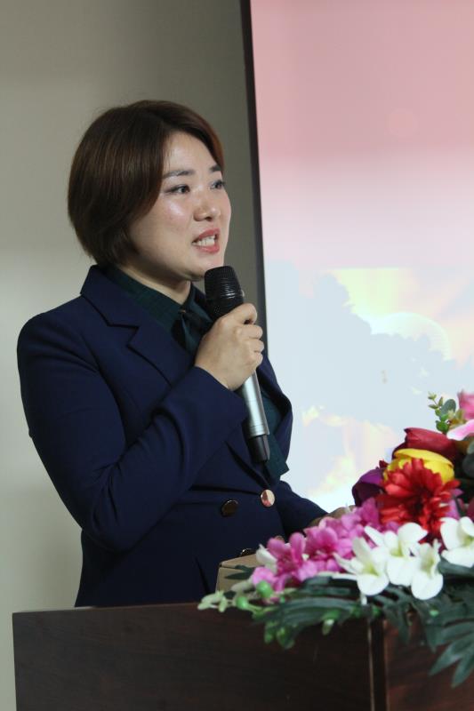 1603792749282335.jpg 员工代表发言.jpg