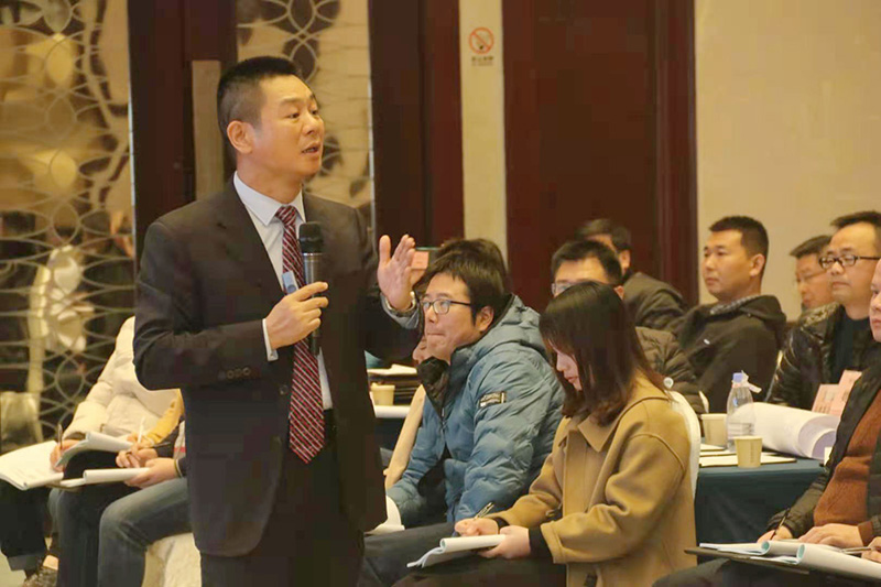 柏明顿资深顾问刘诗文老师 柏明顿资深顾问刘诗文老师