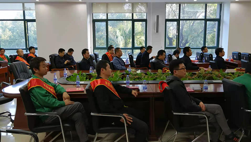 喜德盛阿米巴创新经营巴长政委聘任仪式 喜德盛阿米巴创新经营巴长政委聘任仪式